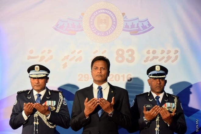 މާޗް 28، 2016: ރާއްޖޭގައި ފުލުހުންގެ ހިދުމަތްފެށިތާ 83 އަހަރު ފުރުން ފާހަގަކުރުމަށް ބޭއްވުނު ދިދަނެގުމުގެ ހާއްސަ ރަސްމިއްޔާތުގެ ތެރެއިން -- ސަން ފޮޓޯ/ފަޔާޒު މޫސާ