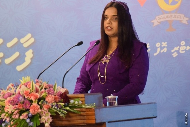 އޭޕްރިލް 10، 2016: ދުނިޔޭގެ ސިއްހަތު ދުވަސް ފާހަގަކުރުމަށް ބޭއްވި ރަސްމީ ޖަލްސާގެ ތެރެއިން --- ސަން ފޮޓޯ/ އަހުމަދު ޝަރުވާން