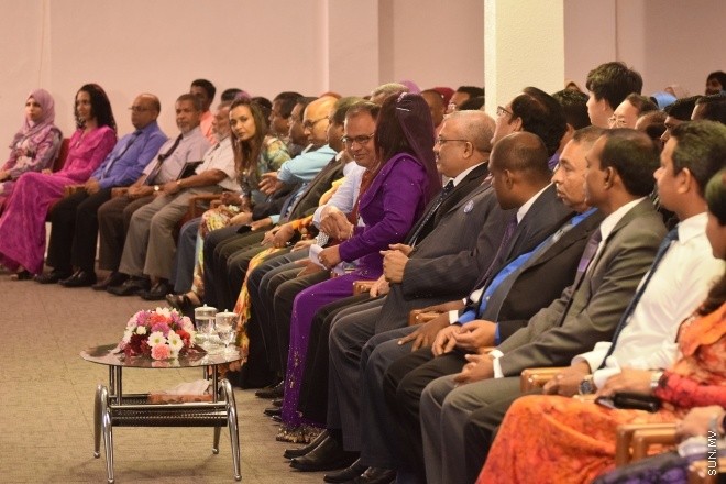 އޭޕްރިލް 10، 2016: ދުނިޔޭގެ ސިއްހަތު ދުވަސް ފާހަގަކުރުމަށް ބޭއްވި ރަސްމީ ޖަލްސާގެ ތެރެއިން --- ސަން ފޮޓޯ/ އަހުމަދު ޝަރުވާން