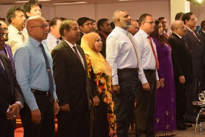 އޭޕްރިލް 10، 2016: ދުނިޔޭގެ ސިއްހަތު ދުވަސް ފާހަގަކުރުމަށް ބޭއްވި ރަސްމީ ޖަލްސާގެ ތެރެއިން --- ސަން ފޮޓޯ/ އަހުމަދު ޝަރުވާން