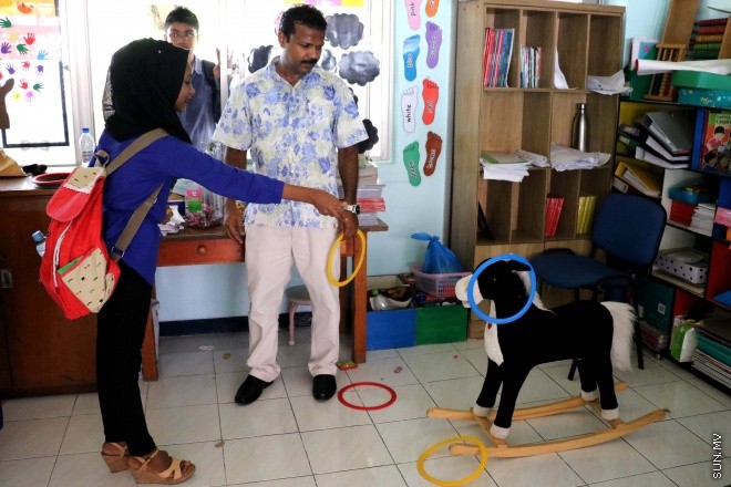 މޭ 10، 2016: ސުކޫލް ތަކުގައި ކުޑަކުދިންގެ ދުވަސް ފާހަގަކުރުން -- ސަން ފޮޓޯ/ ޔޫސްފް ސޮފްވާން