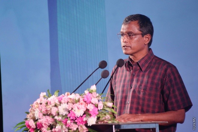 ޖޫން 5، 2016: އައިޖީއެމްއެޗްގެ 25 ބުރީގެ އިމާރާތުގެ ބިންގާ އެޅުމަށް ބޭއްވި ރަސްމިއްޔާތުގެ ތެރެއިން -- ސަން ފޮޓޯ/ ފަޔާޒު މޫސާ