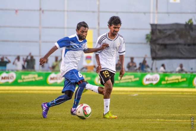 ރަމަަޟާން ވެޓްރެންސް ކަޕްގައި މިއަދު ބީޖީ ސްޕޯޓްސް ކްލަބާއި ނިއު ރޭޑިއަންޓްސް ބައްދަލުކުރި މެޗުގެ ތެރެއިން : މި މެޗް ވަނީ 2-2ގެ ނަތީޖާ އަކުން އެއްވަރުވެގެން ނިމިފައި--- ސަން ފޮޓޯ/ މުހަންމަދު އަފްރާހް 