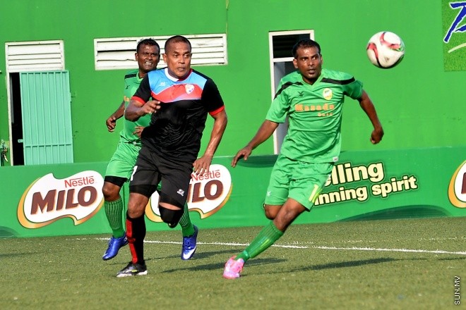 ރަމަަޟާން ވެޓްރެންސް ކަޕްގައި މާޒިޔާ ސްޕޯޓްސް ކްލަބާއި ދިވެހި ސިފައިންގެ ކްލަބް މިއަދު ބައްދަލުކުރި މެޗުގެ ތެރެއިން : 2-1 ގެ ނަތީޖާއަކުން އެ މެޗް ކާމިޔާބު ކުރީ މާޒިޔާ. --- ސަން ފޮޓޯ/ މުހަންމަދު އަފްރާހް