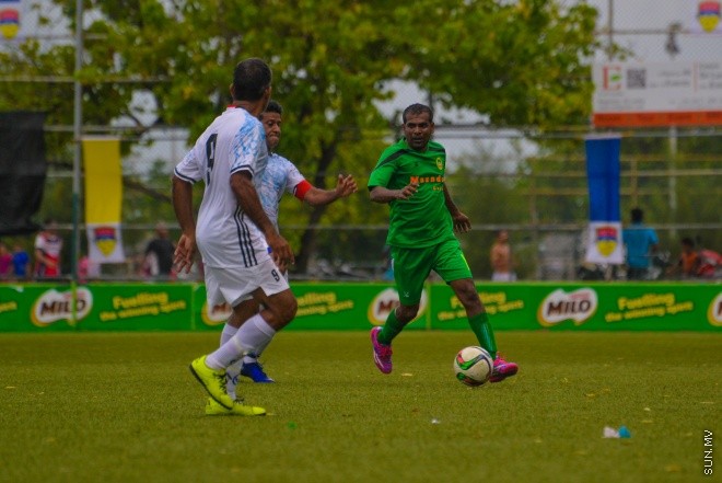 ރަމަޞާން ވެޓަރަންސް ކަޕް: ޔުނައިޓެޑް ވިކްޓްރީ އާއި މާޒިޔާ ބައްދަލު ކުރި މެޗުގެ ތެރެއިން : 1-0 ގެ ނަތީޖާއަކުން މެޗް ކާމިޔާބް ކުރީ މާޒިޔާ--- ސަން ފޮޓޯ/ މުހައްމަދު އަފްރާހް