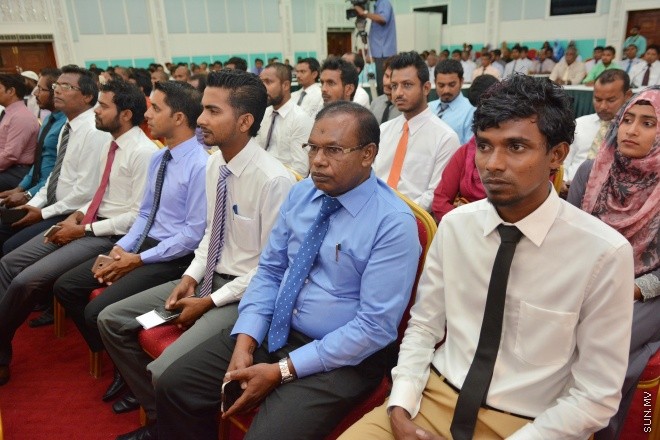 ޖުލައި 16، 2016: ސާފުރާއްޖެ ގައުމީ މަހާސިންތާ 2016 ހުޅުވުމުގެ ރަސްމިއްޔާތުގެ ތެރެއިން: މަހާސިންތާގައި ރަށްރަށުގެ ކައުންސިލަރުންނާއިއެކު ޖުމްލަ 265 ބައިވެރިއަކު ބައިވެރިވޭ -- ސަން ފޮޓޯ/ ފަޔާޒު މޫސާ