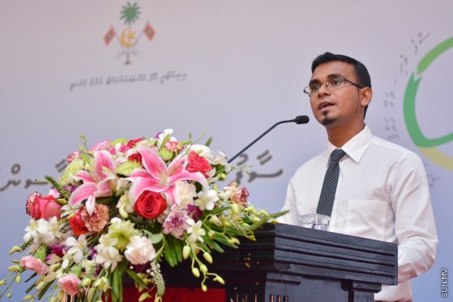 ޖުލައި 16، 2016: ސާފުރާއްޖެ ގައުމީ މަހާސިންތާ 2016 ހުޅުވުމުގެ ރަސްމިއްޔާތުގެ ތެރެއިން: މަހާސިންތާގައި ރަށްރަށުގެ ކައުންސިލަރުންނާއިއެކު ޖުމްލަ 265 ބައިވެރިއަކު ބައިވެރިވޭ -- ސަން ފޮޓޯ/ ފަޔާޒު މޫސާ