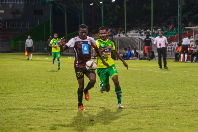 20 ޖުލައި 2016: އުރީދޫ ދިވެހި ޕްރިމިއަރ ލީގުގައި ބީޖީ އާއި މާޒިޔާ ބައްދަލު ކުރި މެޗްގެ ތެރެއިން: ބީޖީ ސްޕޯޓްސް 1-0 އިން ބަލިކޮށް އުރީދޫ ދިވެހި ޕްރެމިއާ ލީގުގައި މާޒިޔާ އެއްވަނާގައި ފަރަގު ބޮޑުކޮށްފި---ސަން ފޮޓޯ/ އަރްރާހް