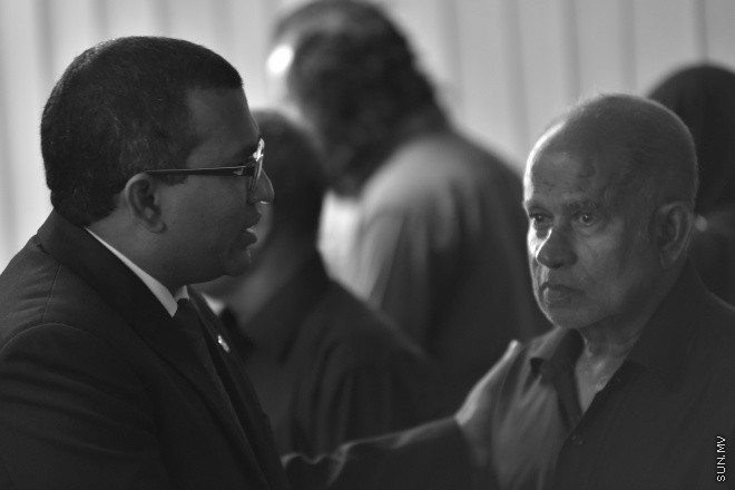 23 ޖުލައި 2016: ފުލުހުންގެ މެމޯރިއަލްޑޭ ފާހަގަކުރުމަށް މިރޭ އިސްކަންދަރު ކޮށީގައި ބޭއްވި ރަސްމިއްޔާތުގެ ތެރެއިން -- ސަން ފޮޓޯ/ މުހައްމަދު އަފްރާހް
