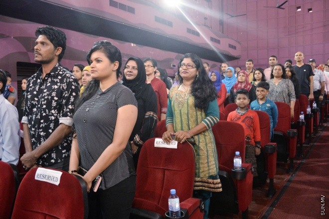 އޯގަސްޓް 7، 2016: ރާއްޖޭގައި ގާއިމުކޮށްފައިވާ އިންޑިއަން ކަލްޗަރަލް ސެންޓަރު (އައިސީސީ) އަށް ފަސް އަހަރު ފުރުން ފާހަގަ ކުރުމަށް އޮލިމްޕަހުގައި ބޭއްވި ރަސްމިއްޔާތުގެ ތެރެއިން -- ސަން ފޮޓޯ/ ފަޔާޒު މޫސާ