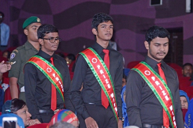 ސެޕްޓެމްބަރ 5، 2016: މަޖީދިއްޔާ ސްކޫލްގެ މިދިޔަ އަހަރުގެ އަހަރީ އިނާމު ދިނުމުގެ ޖަލްސާގެ ތެރެއިން -- ސަން ފޮޓޯ/ ފަޔާޒު މޫސާ