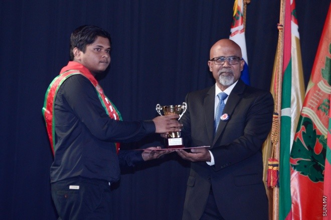 ސެޕްޓެމްބަރ 5، 2016: މަޖީދިއްޔާ ސްކޫލްގެ މިދިޔަ އަހަރުގެ އަހަރީ އިނާމު ދިނުމުގެ ޖަލްސާގެ ތެރެއިން -- ސަން ފޮޓޯ/ ފަޔާޒު މޫސާ