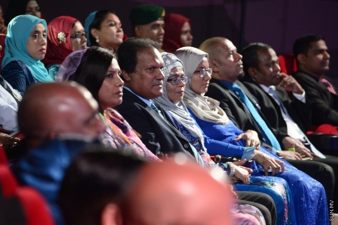 ސެޕްޓެމްބަރ 5، 2016: މަޖީދިއްޔާ ސްކޫލްގެ މިދިޔަ އަހަރުގެ އަހަރީ އިނާމު ދިނުމުގެ ޖަލްސާގެ ތެރެއިން -- ސަން ފޮޓޯ/ ފަޔާޒު މޫސާ
