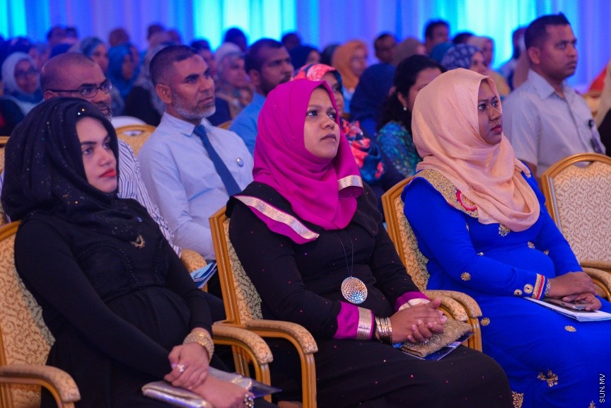25 ސެޕްޓެމްބަރ 2016: ޖަމާލުއްދިީން ސްކޫލްގެ 2015ވަނަ އަހަރުގެ އަހަރީ އިނާމް ދިނުމުގެ ރަސްމިއްޔާތުގެ ތެރެއިން -- ސަން ފޮޓޯ/ މުހައްމަދު އަފްރާހް