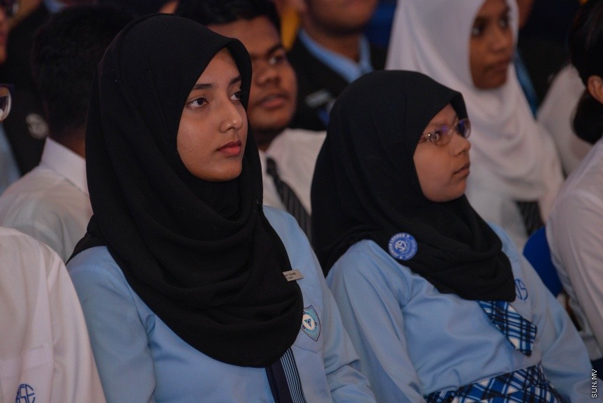 25 ސެޕްޓެމްބަރ 2016: ޖަމާލުއްދިީން ސްކޫލްގެ 2015ވަނަ އަހަރުގެ އަހަރީ އިނާމް ދިނުމުގެ ރަސްމިއްޔާތުގެ ތެރެއިން -- ސަން ފޮޓޯ/ މުހައްމަދު އަފްރާހް