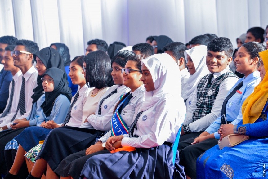 25 ސެޕްޓެމްބަރ 2016: ޖަމާލުއްދިީން ސްކޫލްގެ 2015ވަނަ އަހަރުގެ އަހަރީ އިނާމް ދިނުމުގެ ރަސްމިއްޔާތުގެ ތެރެއިން -- ސަން ފޮޓޯ/ މުހައްމަދު އަފްރާހް