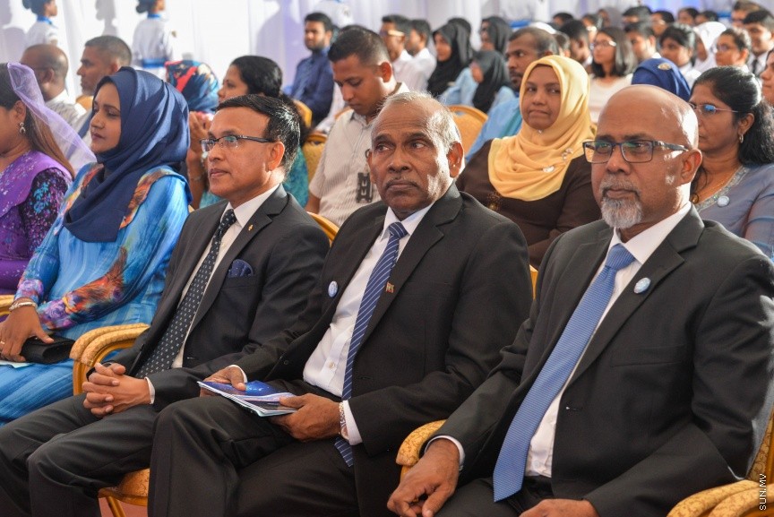 25 ސެޕްޓެމްބަރ 2016: ޖަމާލުއްދިީން ސްކޫލްގެ 2015ވަނަ އަހަރުގެ އަހަރީ އިނާމް ދިނުމުގެ ރަސްމިއްޔާތުގެ ތެރެއިން -- ސަން ފޮޓޯ/ މުހައްމަދު އަފްރާހް