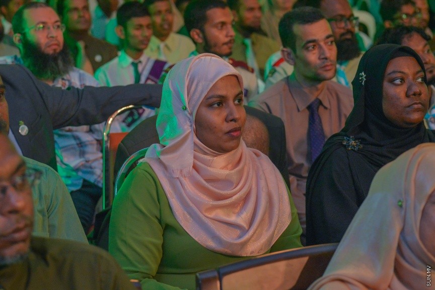 26 ސެޕްޓެމްބަރ 2016:އަރަބިއްޔާ ސުކޫލްގެ 2015ވަނަ އަހަރުގެ އަހަރީ އިނާމް ދިނުމުގެ ރަސްމިއްޔާތުގެ ތެރެއިން -- ސަން ފޮޓޯ/ މުހައްމަދު އަފްރާހް