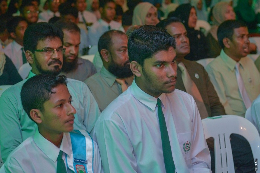 26 ސެޕްޓެމްބަރ 2016:އަރަބިއްޔާ ސުކޫލްގެ 2015ވަނަ އަހަރުގެ އަހަރީ އިނާމް ދިނުމުގެ ރަސްމިއްޔާތުގެ ތެރެއިން -- ސަން ފޮޓޯ/ މުހައްމަދު އަފްރާހް