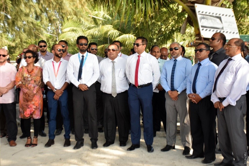 ސެޕްޓެމްބަރ 27، 2016: މޯލްޑިވްސް މެރިން އެކްސްޕޯ ހުޅުވުމަށް ހުޅުމާލޭގައި ބޭއްވި ހަފްލާގެ ތެރެއިން -- ސަން ފޮޓޯ/ ފަޔާޒު މޫސާ