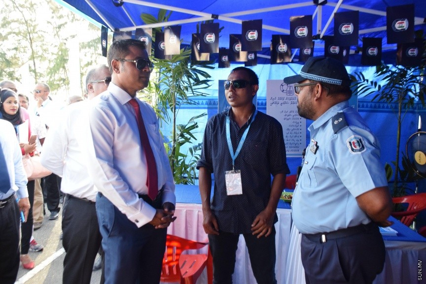 ސެޕްޓެމްބަރ 27، 2016: މޯލްޑިވްސް މެރިން އެކްސްޕޯ ހުޅުވުމަށް ހުޅުމާލޭގައި ބޭއްވި ހަފްލާގެ ތެރެއިން -- ސަން ފޮޓޯ/ ފަޔާޒު މޫސާ