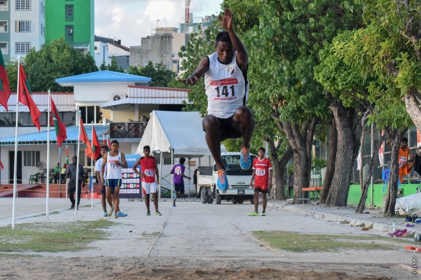 އޮކްޓޯބަރ 6، 2016: ގައުމީ އެތުލެޓިކްސް މުބާރާތުގެ ތެރެއިން -- ސަން ފޮޓޯ/ ފަޔާޒު މޫސާ