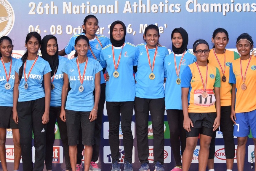 އޮކްޓޯބަރ 8، 2016: ގައުމީ އެތުލެޓިކްސް މުބާރާތުގެ ނިންމުމުގެ ރަސްމިއްޔާތުގެ ތެރެއިން -- ސަން ފޮޓޯ/ ފަޔާޒު މޫސާ