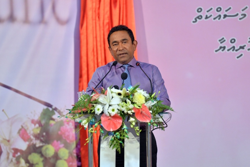 އޮކްޓޯބަރ 10، 2016: ފުވައްމުލައް ސިޓީގެ ފަނާއި ނަރުދަމާގެ ނިޒާމްގެ އަމަލީ މަސައްކަތް ފެއްޓެވުމަށް  ފުވައްމުލައް ސިޓީގައި  ބޭއްވި ޖަލްސާގެ ތެރެއިން -- ފޮޓޯ/ ރައީސް އޮފީސް
