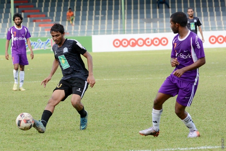 އޮކްޓޯބަރ 25، 2016: އެފްއޭ ކަޕް ފުޓްބޯޅަ މުބާރާތުގައި ބީޖީ އާއި ވޭރު ބައްދަލުކުރި މެޗުގެ ތެރެއިން -- ސަން ފޮޓޯ/ ފަޔާޒު މޫސާ