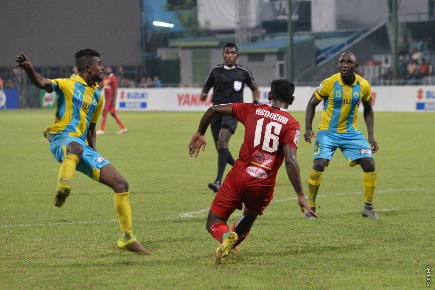 ނޮވެމްބަރ 11، 2016: އެފްއޭ ކަޕްގެ ފައިނަލް މެޗުގެ ތެރެއިން:  3-1 ލަނޑުގެ ނަތީޖާއަކުން ޓީސީ ބަލިކޮށް، އެފްއޭ ކަޕްގެ ޗެމްޕިއަންކަން ވެލެންސިއާއިން ހޯދައި އަންނަ އަހަރުގެ އޭއެފްސީ ކަޕްގެ ޖާގައެއް ކަށަވަރު ވަނީ ކޮއްފަ -- ސަން ފޮޓޯ/ ފަޔާޒު މޫސާ