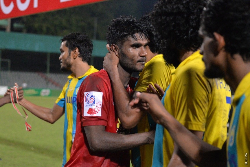 ނޮވެމްބަރ 11، 2016: އެފްއޭ ކަޕްގެ ފައިނަލް މެޗުގެ ތެރެއިން:  3-1 ލަނޑުގެ ނަތީޖާއަކުން ޓީސީ ބަލިކޮށް، އެފްއޭ ކަޕްގެ ޗެމްޕިއަންކަން ވެލެންސިއާއިން ހޯދައި އަންނަ އަހަރުގެ އޭއެފްސީ ކަޕްގެ ޖާގައެއް ކަށަވަރު ވަނީ ކޮއްފަ -- ސަން ފޮޓޯ/ ފަޔާޒު މޫސާ