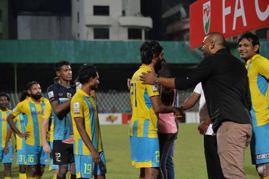 ނޮވެމްބަރ 11، 2016: އެފްއޭ ކަޕްގެ ފައިނަލް މެޗުގެ ތެރެއިން:  3-1 ލަނޑުގެ ނަތީޖާއަކުން ޓީސީ ބަލިކޮށް، އެފްއޭ ކަޕްގެ ޗެމްޕިއަންކަން ވެލެންސިއާއިން ހޯދައި އަންނަ އަހަރުގެ އޭއެފްސީ ކަޕްގެ ޖާގައެއް ކަށަވަރު ވަނީ ކޮއްފަ -- ސަން ފޮޓޯ/ ފަޔާޒު މޫސާ