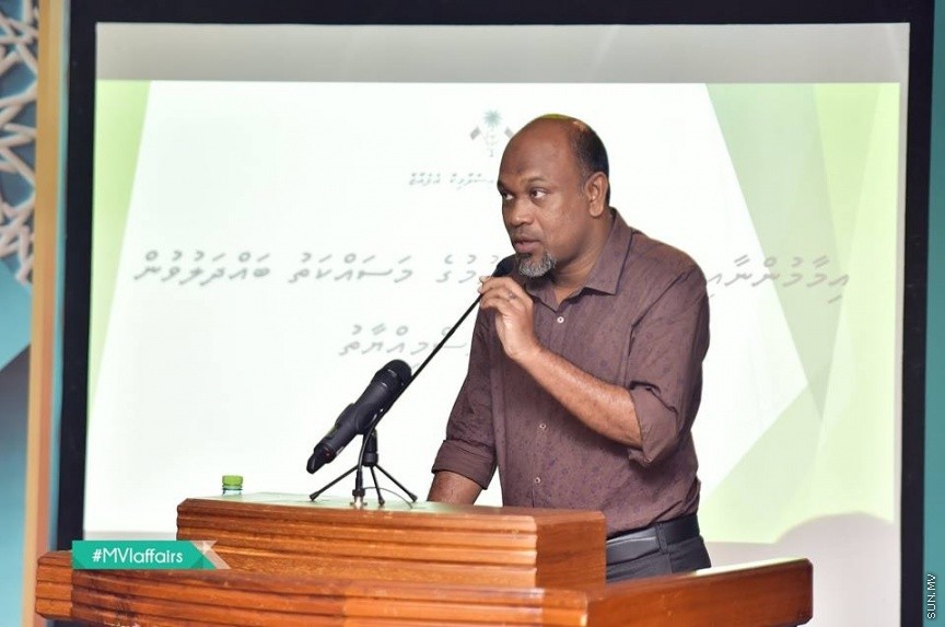 19 ނޮވެމްބަރ 2016: އިމާމުންނާއި ކަތީބުން ތާޒާކުރުމުގެ މަސައްކަތު ބައްދަލުވުން ނިންމުންގެ ރަސްމިއްޔާތު ގެ ތެރެއިން---ފޮޓޯ// އިސްލާމިކް މިނިސްޓަރީ