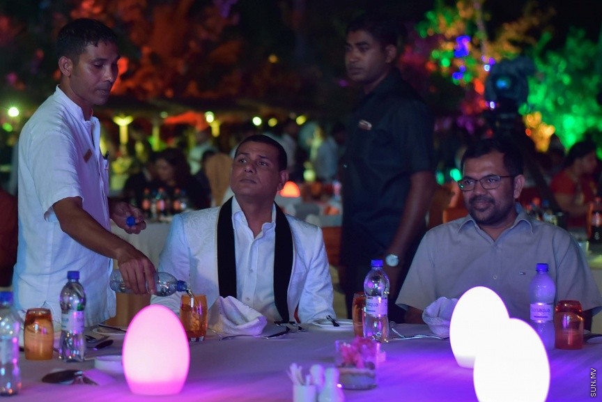 20 ނޮވެމްބަރ 2016: އޮޅުވެލި ރިސޯޓުގައި މިރޭ ބޭއްވި ޓުރެވަލް އެވޯޑްސްގެ ގާލާ ނައިޓުގެ ތެރެއިން---ސަން ފޮޓޯ// މުހައްމަދު އަފްރާހް