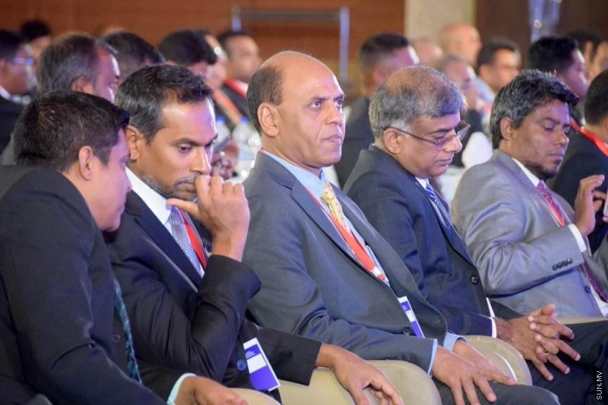 މޯލްޑިވްސް އިންވެސްޓްމެންޓް ފޯރަމް 2016 ފެށުމުގެ ރަސްމިއްޔާތުގެ ތެރޭން: ނިއު ދިއްލީގައި މިހާރު ކުރިއަށްދާ މޯލްޑިވްސް އިންވެސްޓްމަންޓް ފޯރަމްގައި އިންޑިއާއާއި ރާއްޖޭގެ ގިނަ ވިޔަފާރިވެރިން ބައިވެރިވި -- ސަން ފޮޓޯ/ މާހިލް މުހައްމަދު