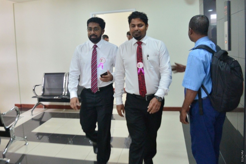 ނޮވެމްބަރ 22، 2016: މި ސަރުކާރަށް ތިން އަހަރު ފުރުން ފާހަގަކުރުމަށް ހޯމް މިނިސްޓްރީގައި ބޭއްވި ހަފްލާގެ ތެރެއިން -- ސަން ފޮޓޯ/ ފަޔާޒު މޫސާ