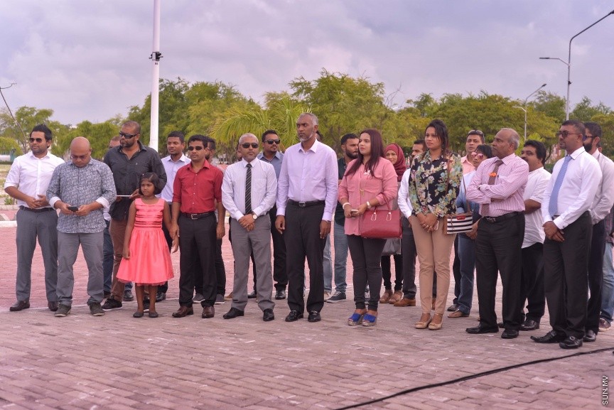 27 ނޮވެމްބަރ 2016: ހުޅުމާލޭ ސެންޓްރަލް ޕާކުގައި ހެދި އައުޓްޑޯ ޖިމް ހުޅުވުމުގެ ރަސްމިއްޔާތުގެ ތެރެއިން: މި ޖިމް ހުޅުއްވައި ދެއްވީ ޔޫތް މިނިސްޓަރ އިރުތިޝާމް އަދަމް----ސަން ފޮޓޯ// މުހައްމަދު އަފްރާހް