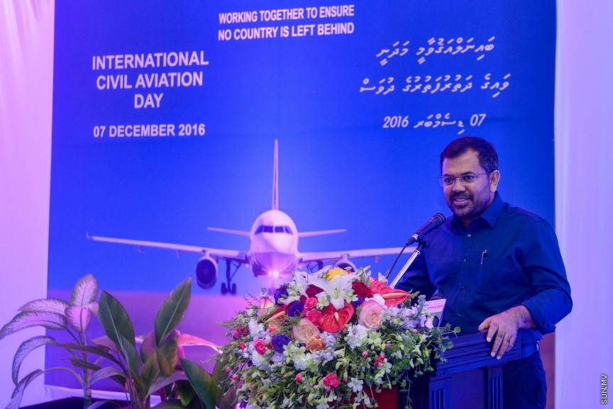 07 ޑިސެމްބަރ 2016: ސިވިލް އޭވިއޭޝަން ދުވަހުގެ މުނާސަބަތުގަިއ ބޭއްވި ހަފްލާގެ ތެރެއިން---ސަން ފޮޓޯ// މުހައްމަދު އަފްރާހް