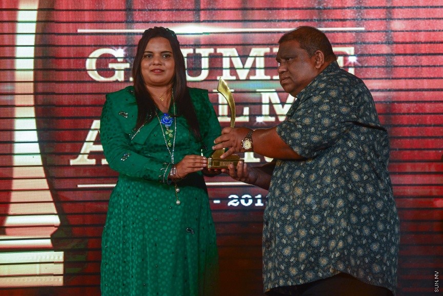 21 ޑިސެމްބަރ 2016: ދަރުބާރުގޭގައި މިރޭ ބޭއްވި ހަތް ވަނަ ގައުމީ ފިލްމު އެވޯޑްސް ހަފްލާގެ ތެރެއިން---ސަން ފޮޓޯ/ އަފްރާހް