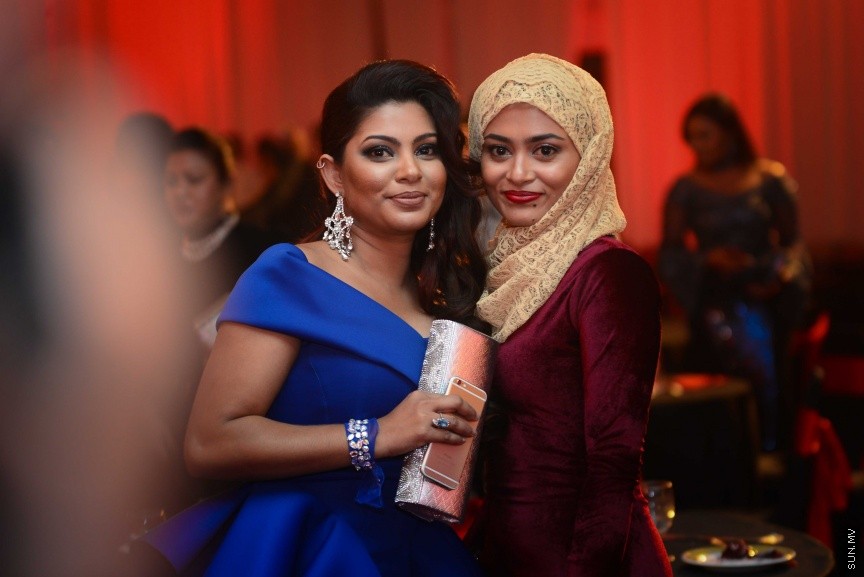 21 ޑިސެމްބަރ 2016: ދަރުބާރުގޭގައި މިރޭ ބޭއްވި ހަތް ވަނަ ގައުމީ ފިލްމު އެވޯޑްސް ހަފްލާގެ ތެރެއިން---ސަން ފޮޓޯ/ އަފްރާހް