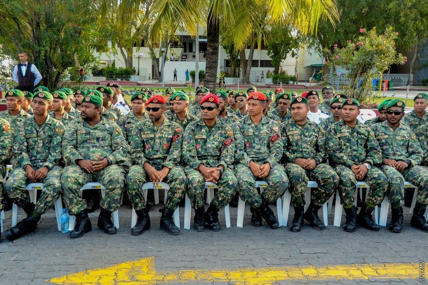 12 ޖެނުއަރީ 2017: އެމްއެންޑީއެފްގެ ކޯސްޓްގާޑަށް އަލަށް ގެނައި ވަޒަން ނާރާ، ފާސްޓް އިންޓަސެޕްޝަން ކްރާފްޓް (އެފްއައިސީ) ހަ އުޅަނދު ހިދުމަތަށް ނެރުމަށް ބޭއްވި ރަސްމިޔާތުގެ ތެރެއިން---ސަން ފޮޓޯ/ މުހައްމަދު އަފްރާހް