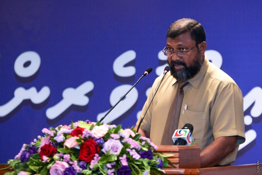 19 ޖެނުއަރީ 2017: އިސްލާމިކް މިނިސްޓްރީން އިންތިޒާމް ކޮށްގެން  "ﷲގެ އިންތައް ފަހަނަ އަޅާ ނުދާށެ" މި ނަމުގައި ބޭއްވި އިލްމުވެރިންގެ ހަތަރު ވަނަ މަހާސިންތާ ފެށުމުގެ ރަސްމިއްޔާތުގެ ތެރެއިން ---ސަން ފޮޓޯ/ މުހައްމަދު އަފްރާހް