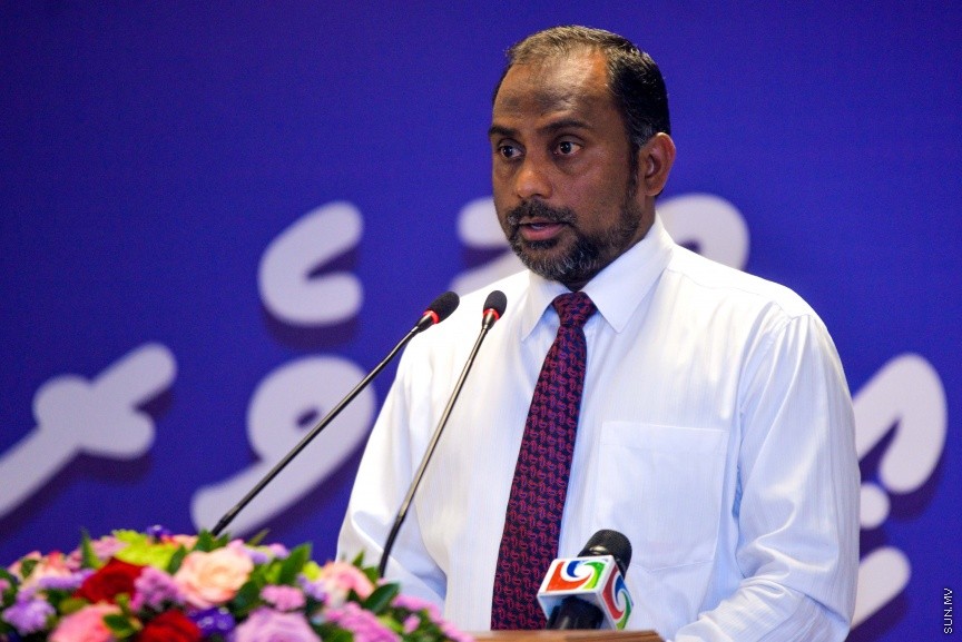 19 ޖެނުއަރީ 2017: އިސްލާމިކް މިނިސްޓްރީން އިންތިޒާމް ކޮށްގެން  "ﷲގެ އިންތައް ފަހަނަ އަޅާ ނުދާށެ" މި ނަމުގައި ބޭއްވި އިލްމުވެރިންގެ ހަތަރު ވަނަ މަހާސިންތާ ފެށުމުގެ ރަސްމިއްޔާތުގެ ތެރެއިން ---ސަން ފޮޓޯ/ މުހައްމަދު އަފްރާހް