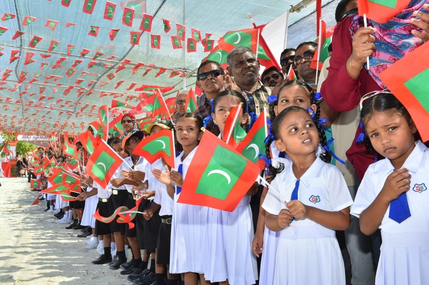 ޖެނުއަރީ 23، 2017: ރައީސް ޔާމީން މ. ދިއްގަރަށް ވަޑައިގެންނެވުން -- ފޮޓޯ/ ރައީސް އޮފީސް