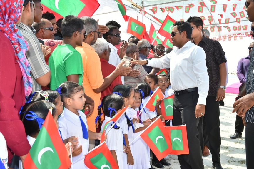 ޖެނުއަރީ 23، 2017: ރައީސް ޔާމީން މ. ދިއްގަރަށް ވަޑައިގެންނެވުން -- ފޮޓޯ/ ރައީސް އޮފީސް