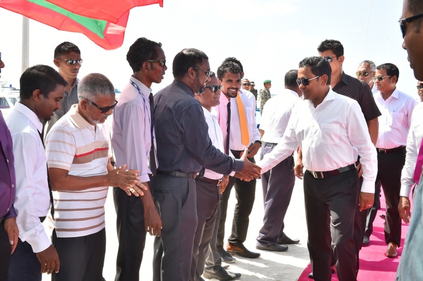 ޖެނުއަރީ 23، 2017: ރައީސް ޔާމީން މ. ދިއްގަރަށް ވަޑައިގެންނެވުން -- ފޮޓޯ/ ރައީސް އޮފީސް