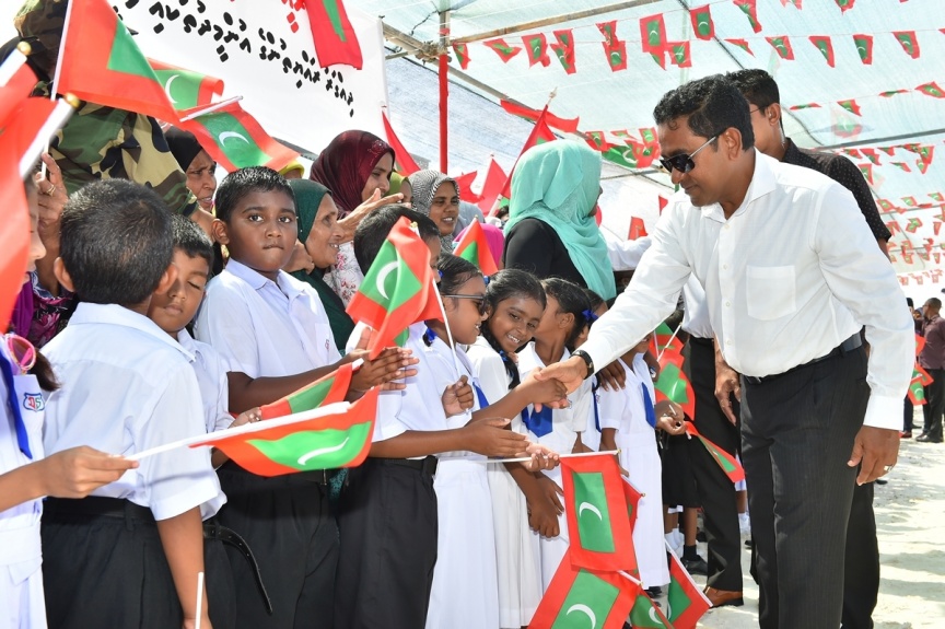 ޖެނުއަރީ 23، 2017: ރައީސް ޔާމީން މ. ދިއްގަރަށް ވަޑައިގެންނެވުން -- ފޮޓޯ/ ރައީސް އޮފީސް