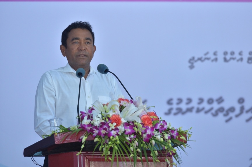 ޖެނުއަރީ 23، 2017: މ. ދިއްގަރުގެ ފެނުގެ ނިޒާމު އިފްތިތާހު ކުރުމަށް މ. ދިއްގަރުގައި ބޭއްވި ރަސްމިއްޔާތުގެ ތެރެއިން --- ފޮޓޯ/ ރައީސް އޮފީސް