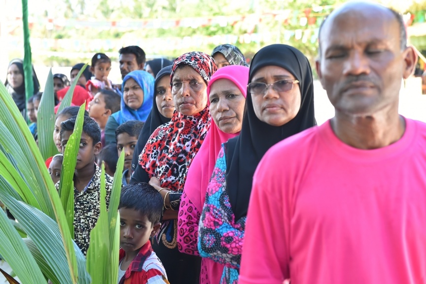 ޖެނުއަރީ 23، 2017: މ. މުލަކުގައި ފެނުގެ ނިޒާމު އިފްތިތާހު ކުރުމަށް ބޭއްވި ރަސްމިއްޔާތުގެ ތެރެއިން --- ފޮޓޯ/ ރައީސް އޮފީސް