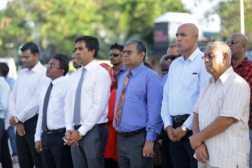 ޖެނުއަރީ 29، 2017:  އަންހެން ޑްރައިވަރުން ހިމެނޭ ގޮތަށް 20 ސައިކަލާއެކު ސައިކަލް ޓެކްސީގެ ހިދުމަތް ރާއްޖޭގައި ފެށުމަށް ކާނިވާ ސަރަހައްދު ބޭއްވި ހަފްލާގެ ތެރެއިން: ސައިލް ޓެކްސީގައި ދަތުރެއް ކޮށްދޭނީ 10 ރުފިޔާއަށް -- ސަން ފޮޓޯ/ ފަޔާޒު މޫސާ